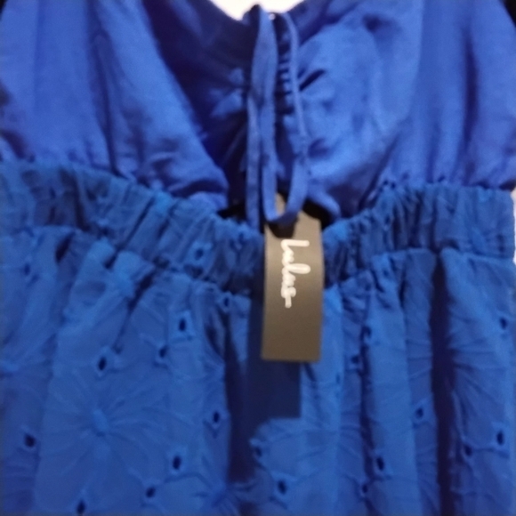 Dress - Picture 6 of 6